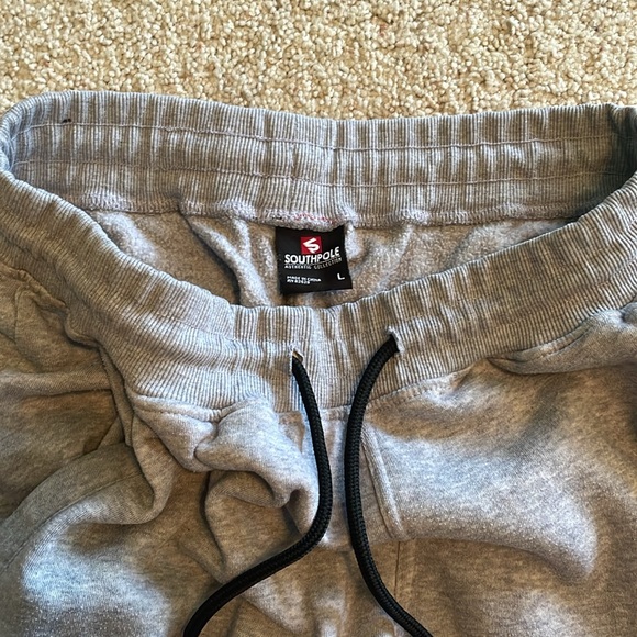 South pole Sweats / Joggers size Large - Picture 2 of 3